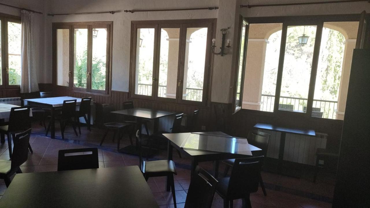 Hostal Restaurante Andra Rio Madera Extérieur photo