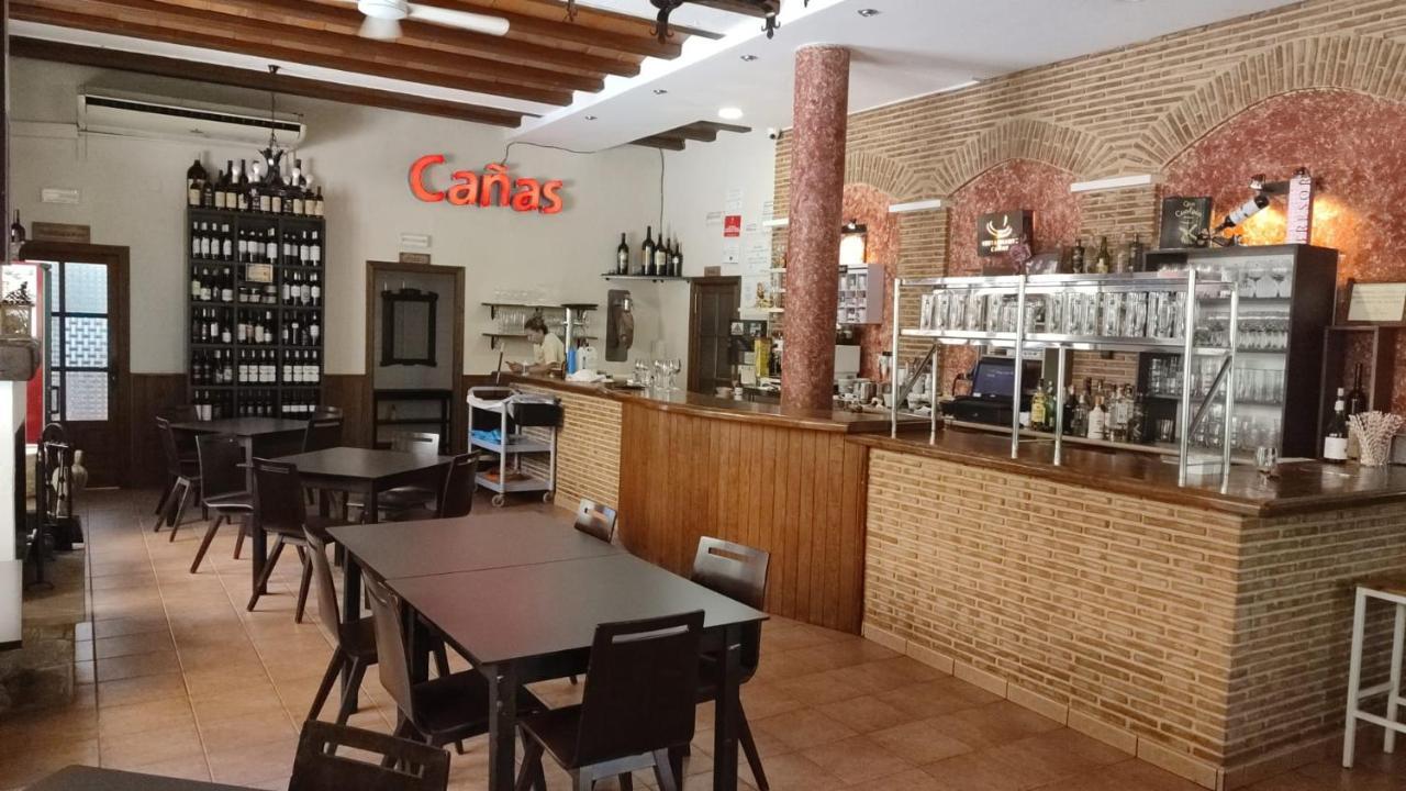 Hostal Restaurante Andra Rio Madera Extérieur photo